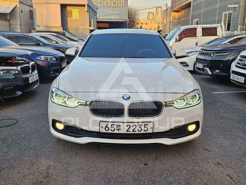 2018 BMW 330