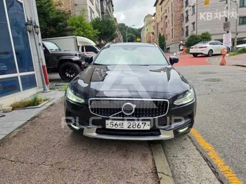 2018 Volvo V90