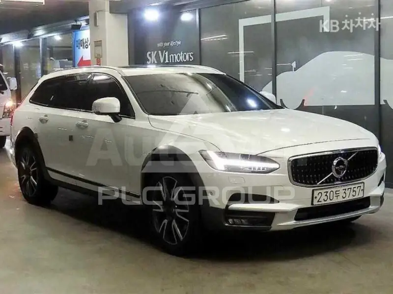 2018 Volvo V90