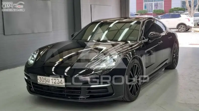 2018 Porsche Panamera