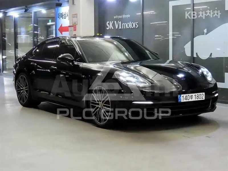 2018 Porsche Panamera