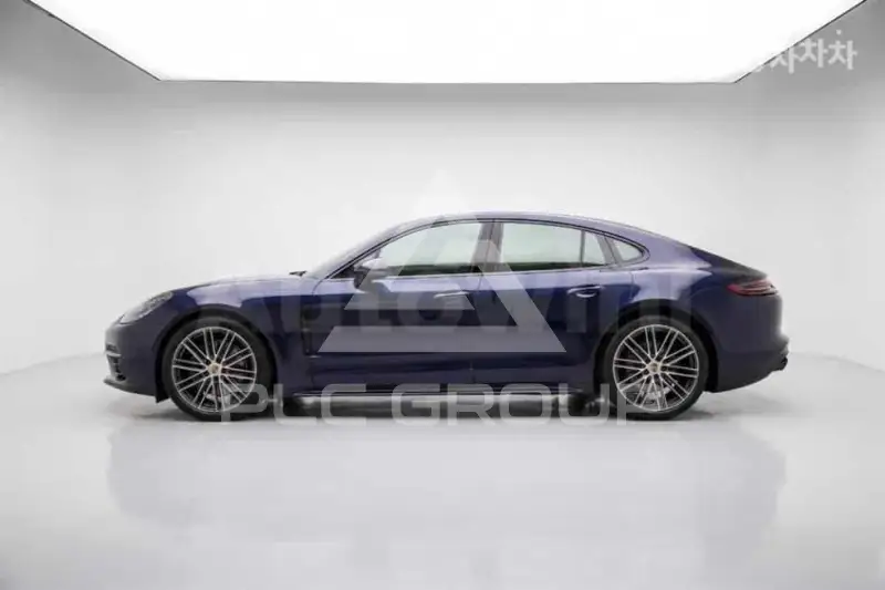 2018 Porsche Panamera