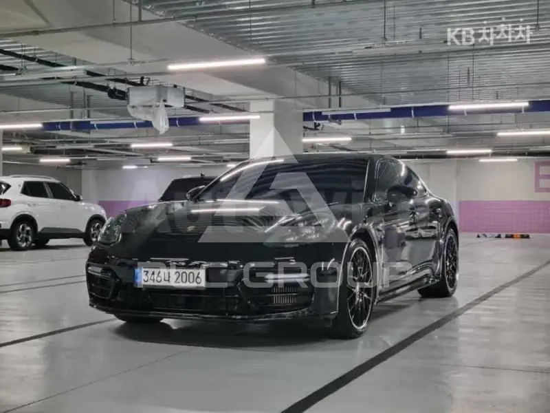 2018 Porsche Panamera