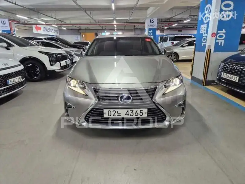 2018 Lexus ES