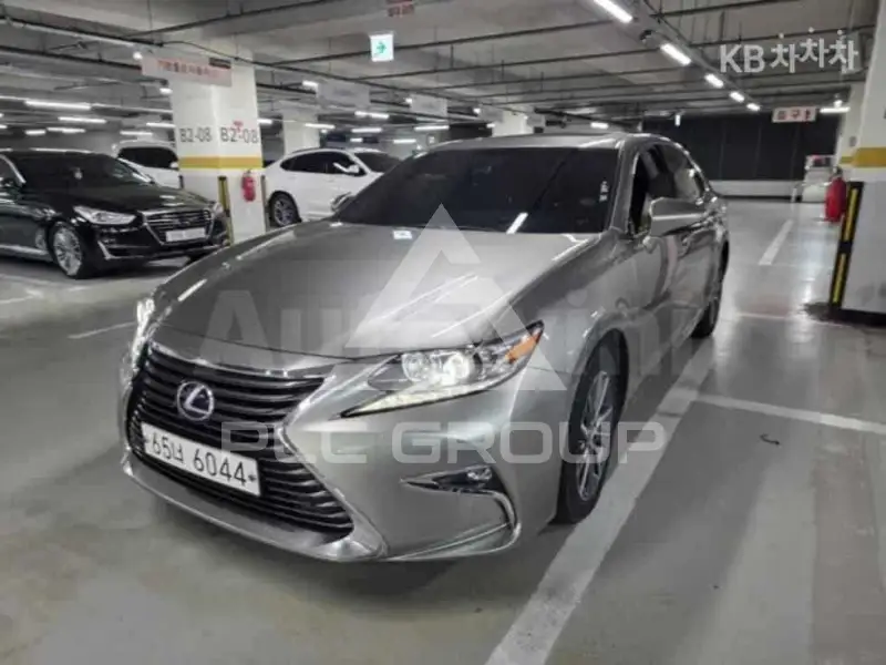 2018 Lexus ES