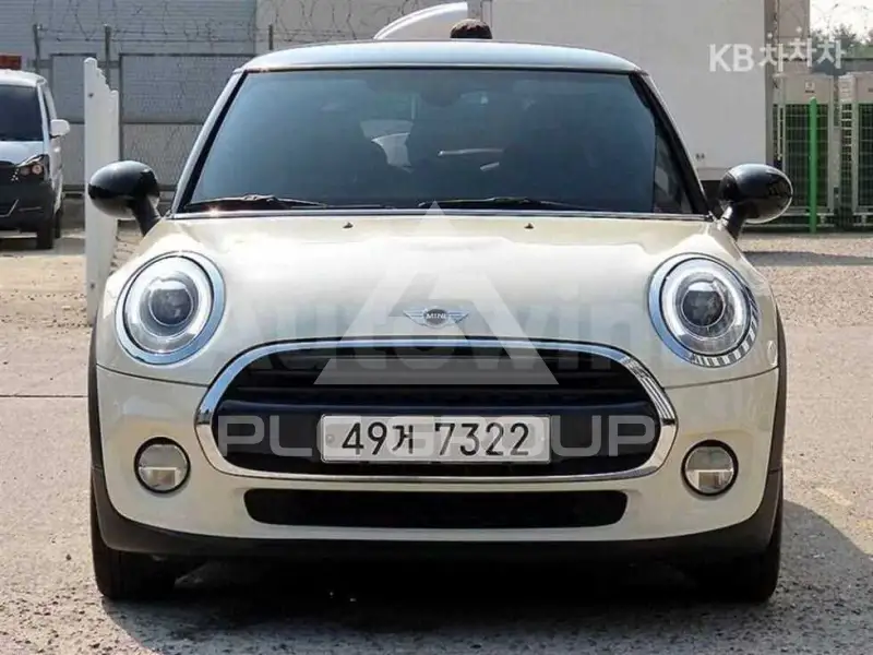 2018 Mini COOPER