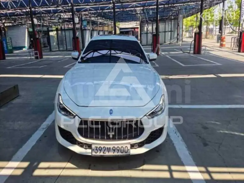 2018 Maserati GHIBLI
