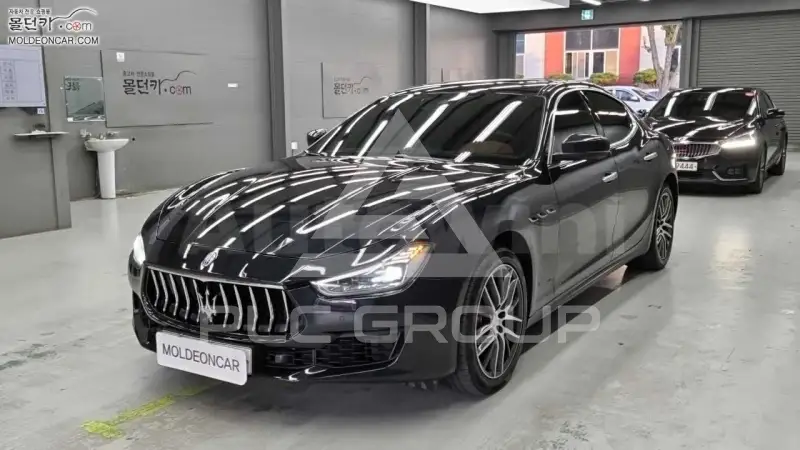 2018 Maserati GHIBLI