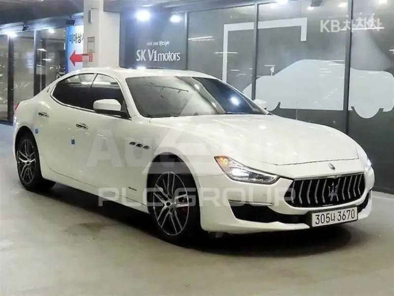 2018 Maserati GHIBLI
