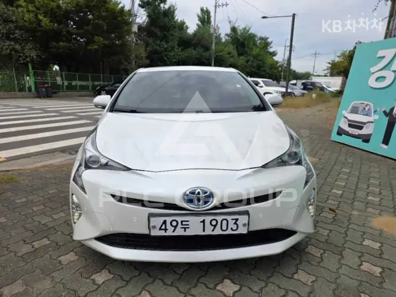 2018 Toyota PRIUS