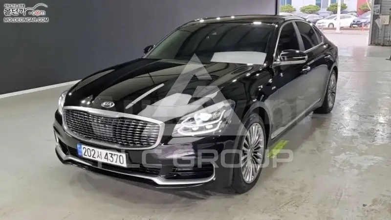 2018 KIA K9