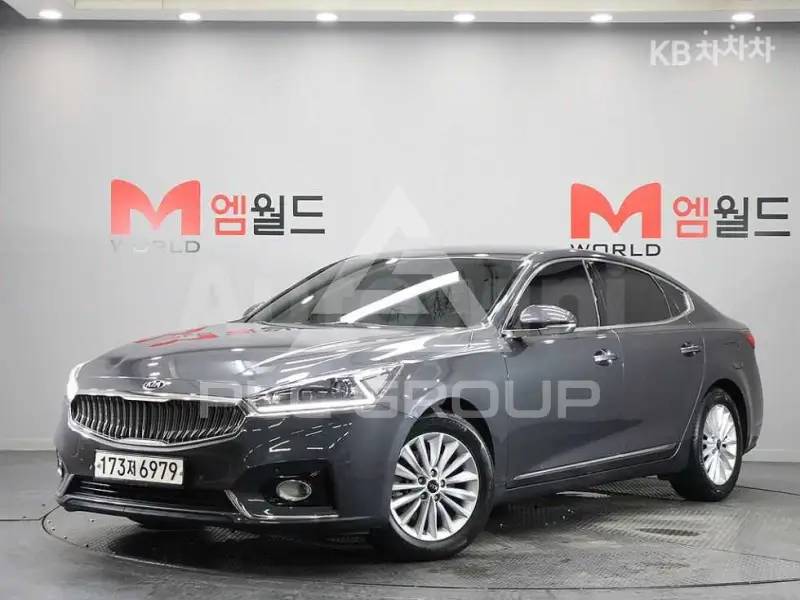 2018 KIA K7