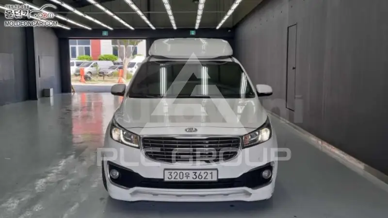 2018 KIA Carnival