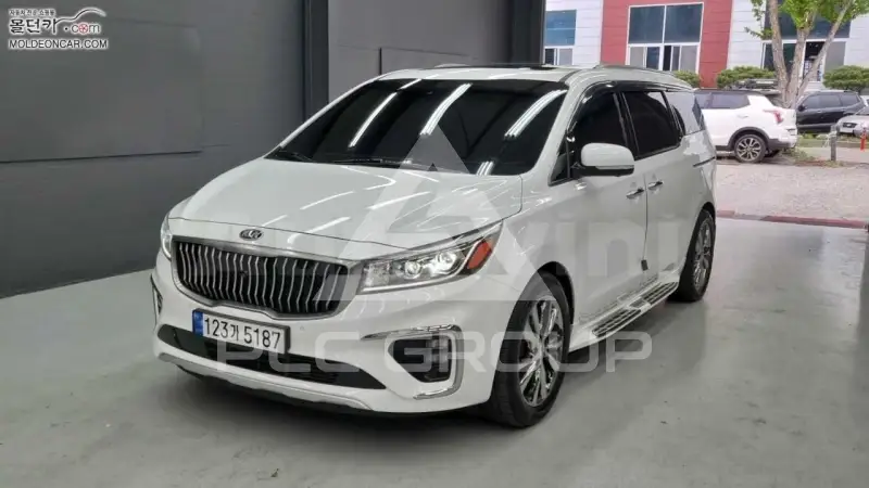 2018 KIA Carnival