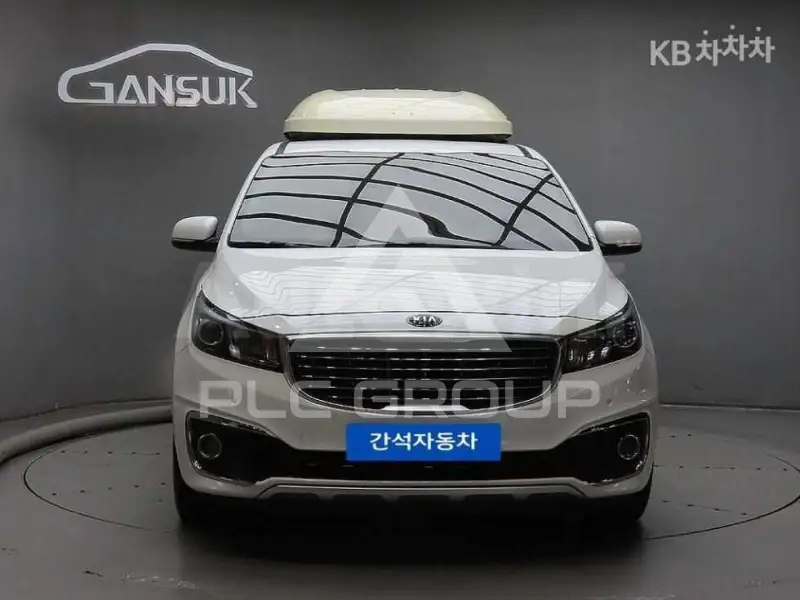 2018 KIA Carnival