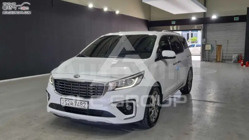 2018 KIA Carnival