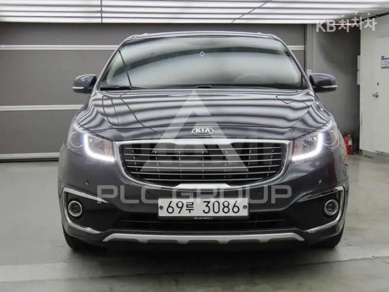 2018 KIA Carnival
