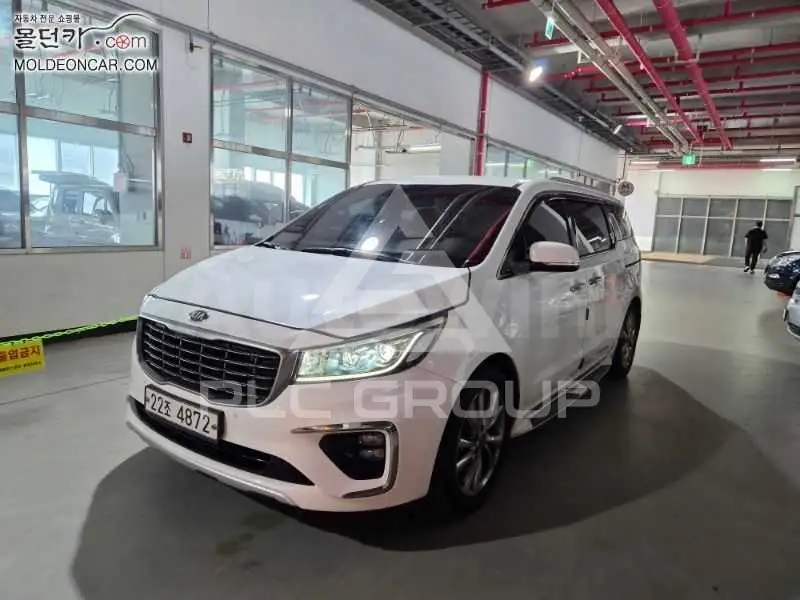 2018 KIA Carnival