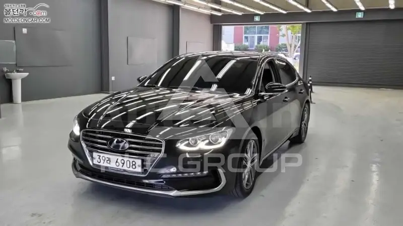 2018 Hyundai Grandeur