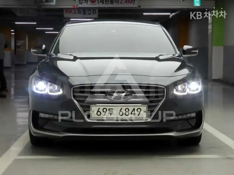 2018 Hyundai Grandeur