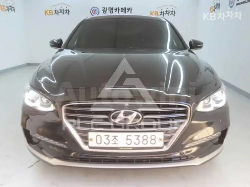 2018 Hyundai Grandeur