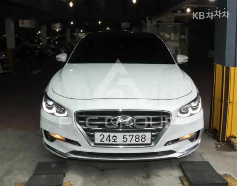 2018 Hyundai Grandeur