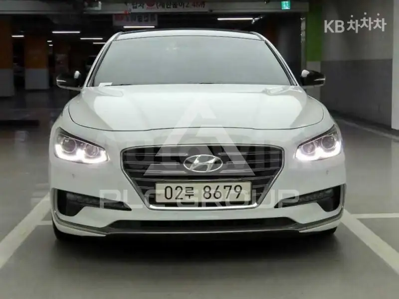 2018 Hyundai Grandeur