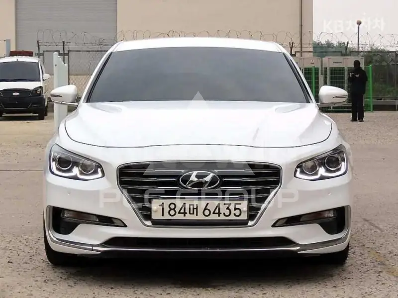 2018 Hyundai Grandeur