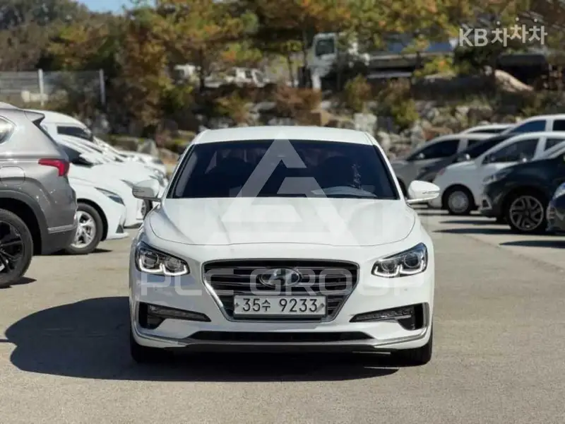 2018 Hyundai Grandeur