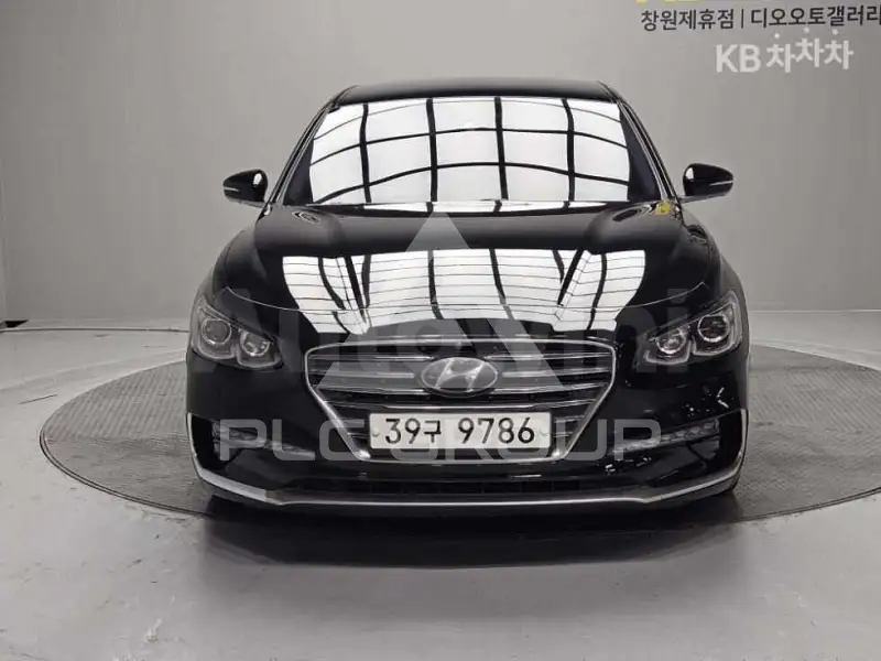 2018 Hyundai Grandeur