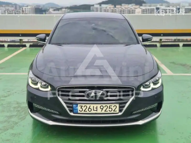 2018 Hyundai Grandeur