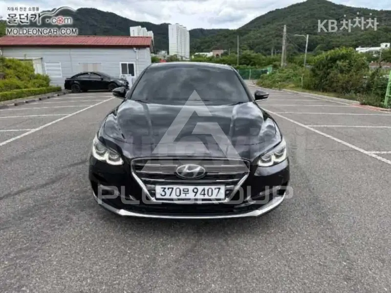 2018 Hyundai Grandeur