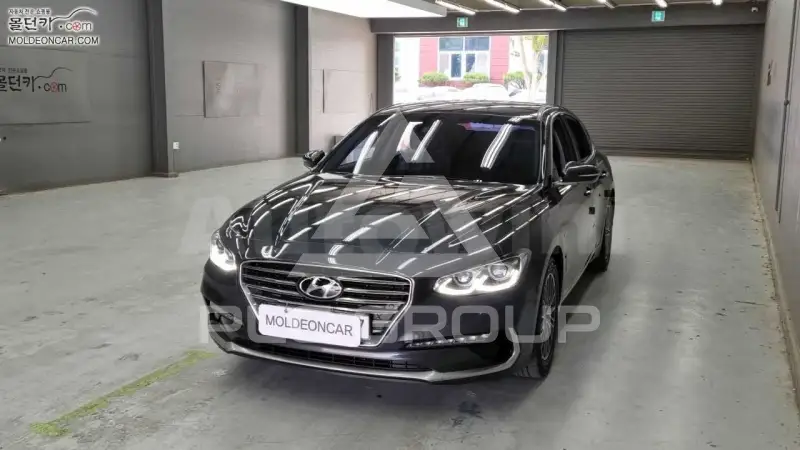 2018 Hyundai Grandeur