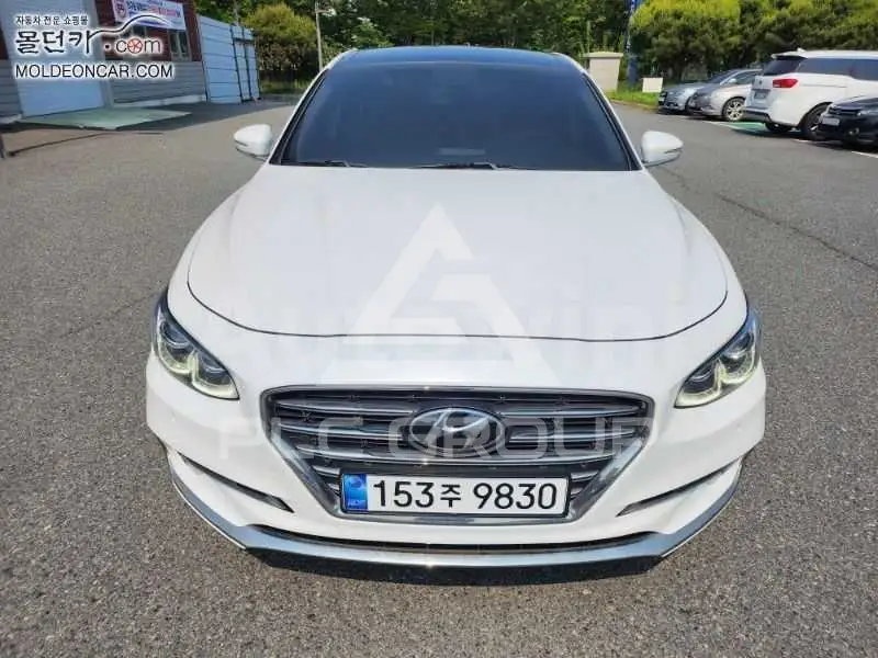 2018 Hyundai Grandeur