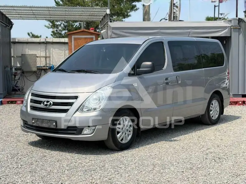 2018 Hyundai Starex