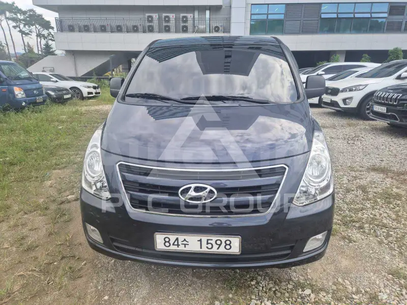 2018 Hyundai Starex