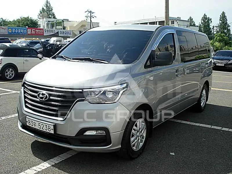 2018 Hyundai Starex