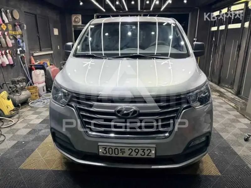 2018 Hyundai Starex