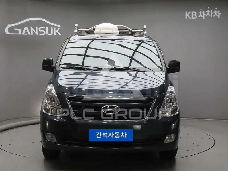 2018 Hyundai Starex