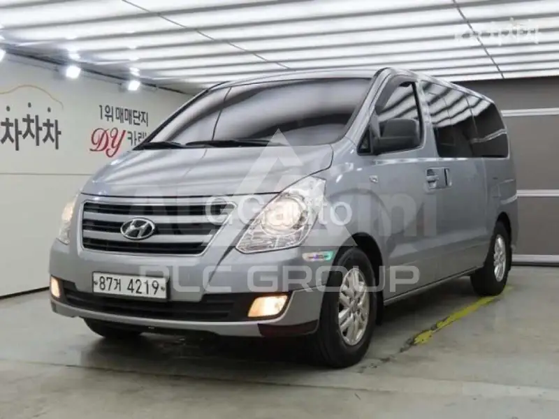 2018 Hyundai Starex