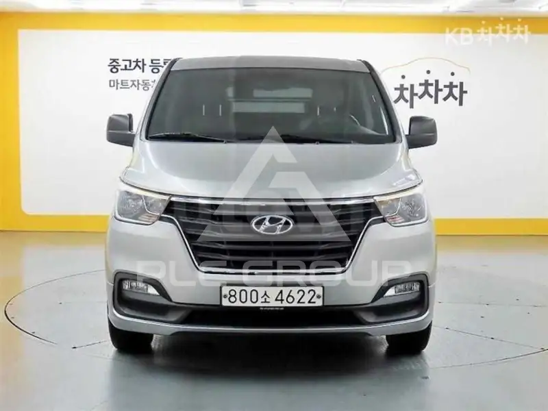 2018 Hyundai Starex