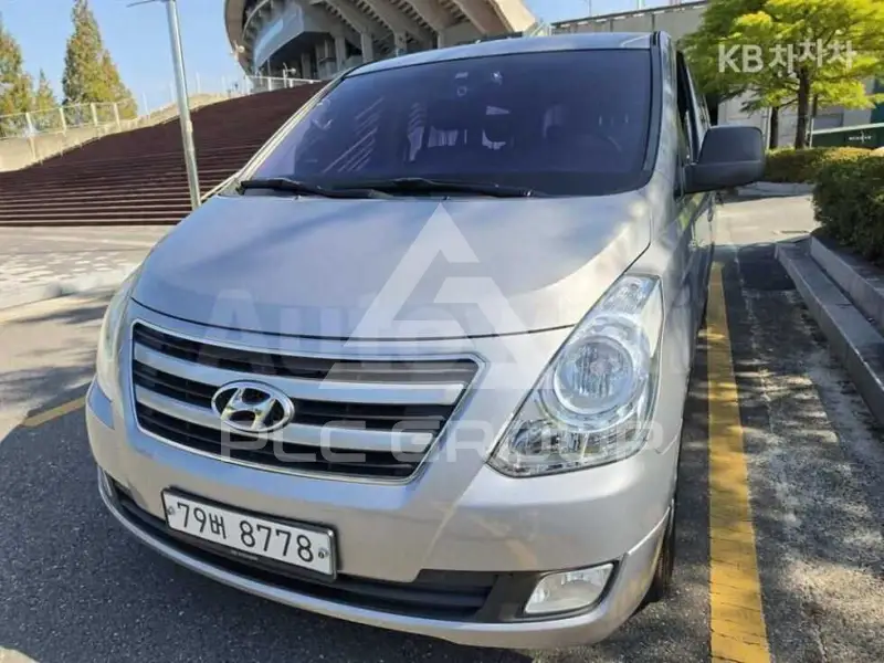 2018 Hyundai Starex