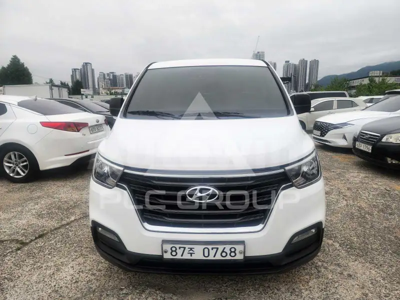 2018 Hyundai Starex