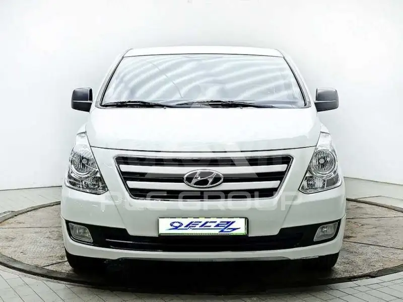 2018 Hyundai Starex