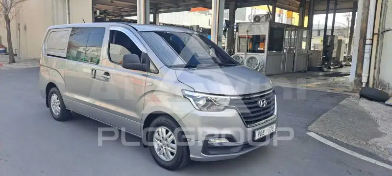 2018 Hyundai Starex