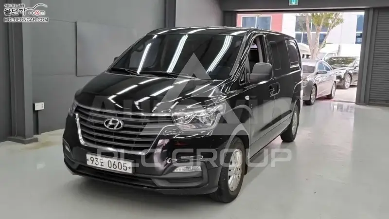 2018 Hyundai Starex