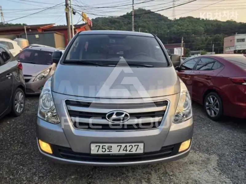 2018 Hyundai Starex