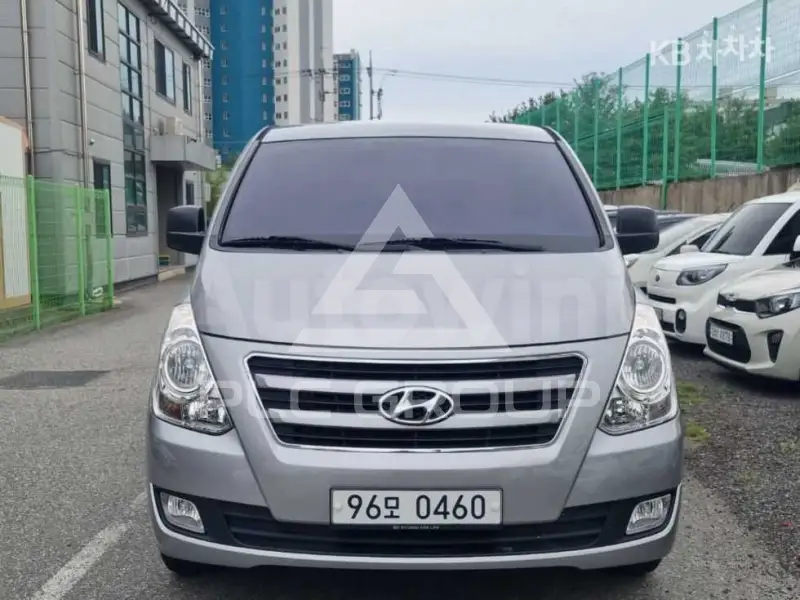 2018 Hyundai Starex