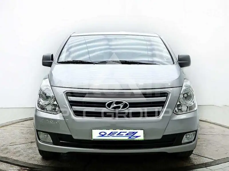 2018 Hyundai Starex