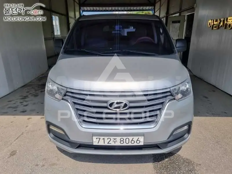 2018 Hyundai Starex